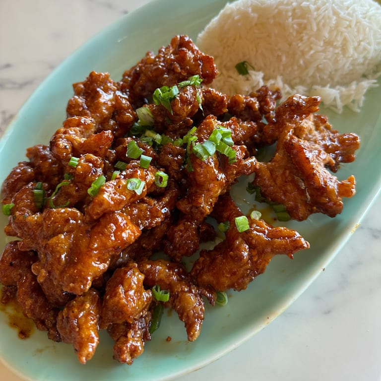 Savor Your Lunch with Thai Flavors