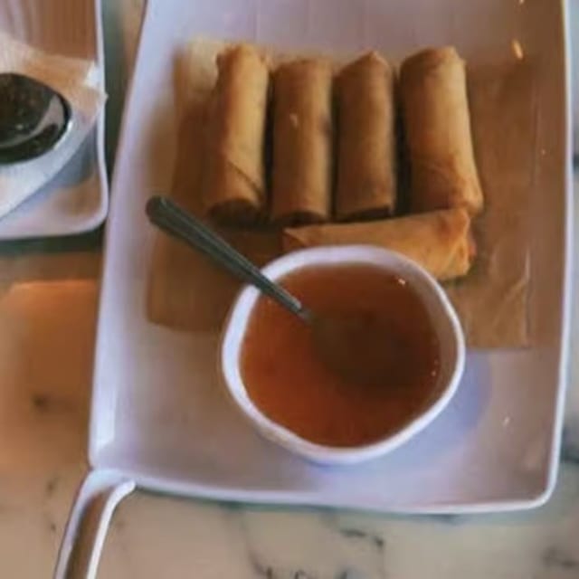Egg Rolls (7 Pieces).
